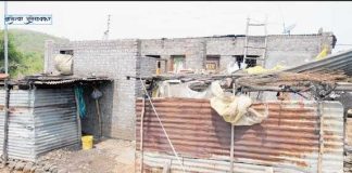 देशमुखवाडीला चक्रीवादळाचा तडाखा