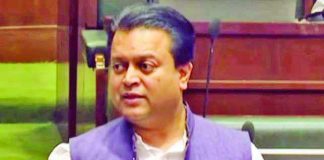 शिक्षक आंदोलकांच्या मागण्यांबाबत शासनाने तातडीने चर्चा करावी