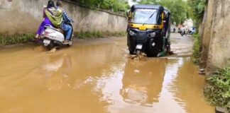 बाप्पा पाऊस घेऊन आले, मुंबई-ठाण्यात धो-धो पाऊस