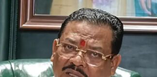 उद्धव ठाकरेंनी डायलॉगबाजी करू नये