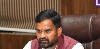 परभणीच्या मनपा आयुक्त, जि. प. सीईओंना दंड; विभागीय आयुक्त जी. श्रीकांत यांची कारवाई