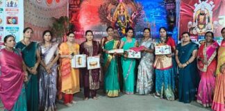 दुर्गेश्वरी युवती मंडळाच्या स्पर्धांमध्ये मीरा काळे, मंदा डुबेसह दहा महिलांचा गौरव